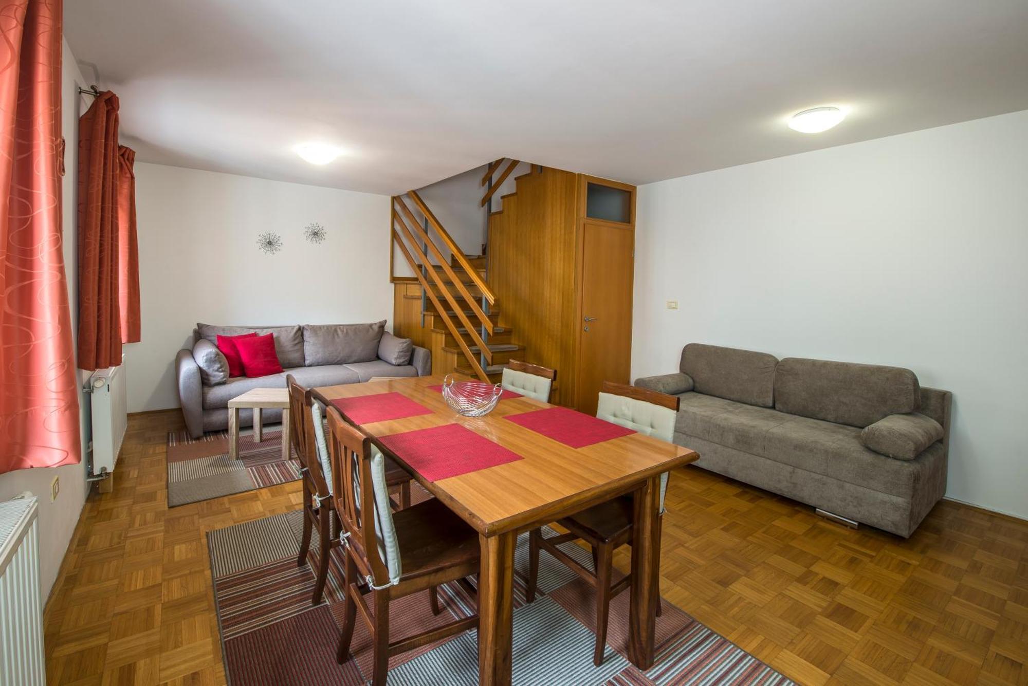 Apartments Rombon Klavdij With Free Onsite Parking Bovec Exterior foto